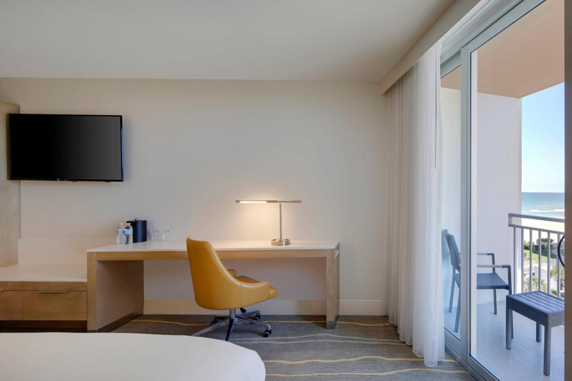 Delta Hotels By Marriott Daytona Beach Oceanfront Ngoại thất bức ảnh